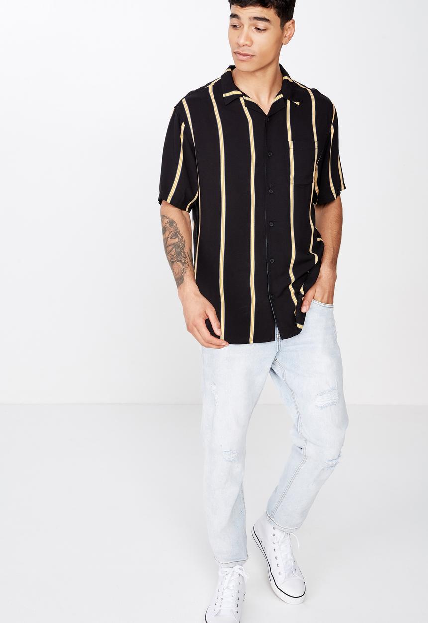 Cotton On - Festival short sleeve shirt - black & yellow