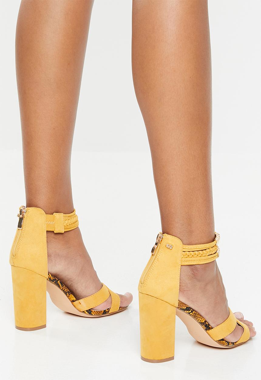 Miss Black - Statice heel - yellow