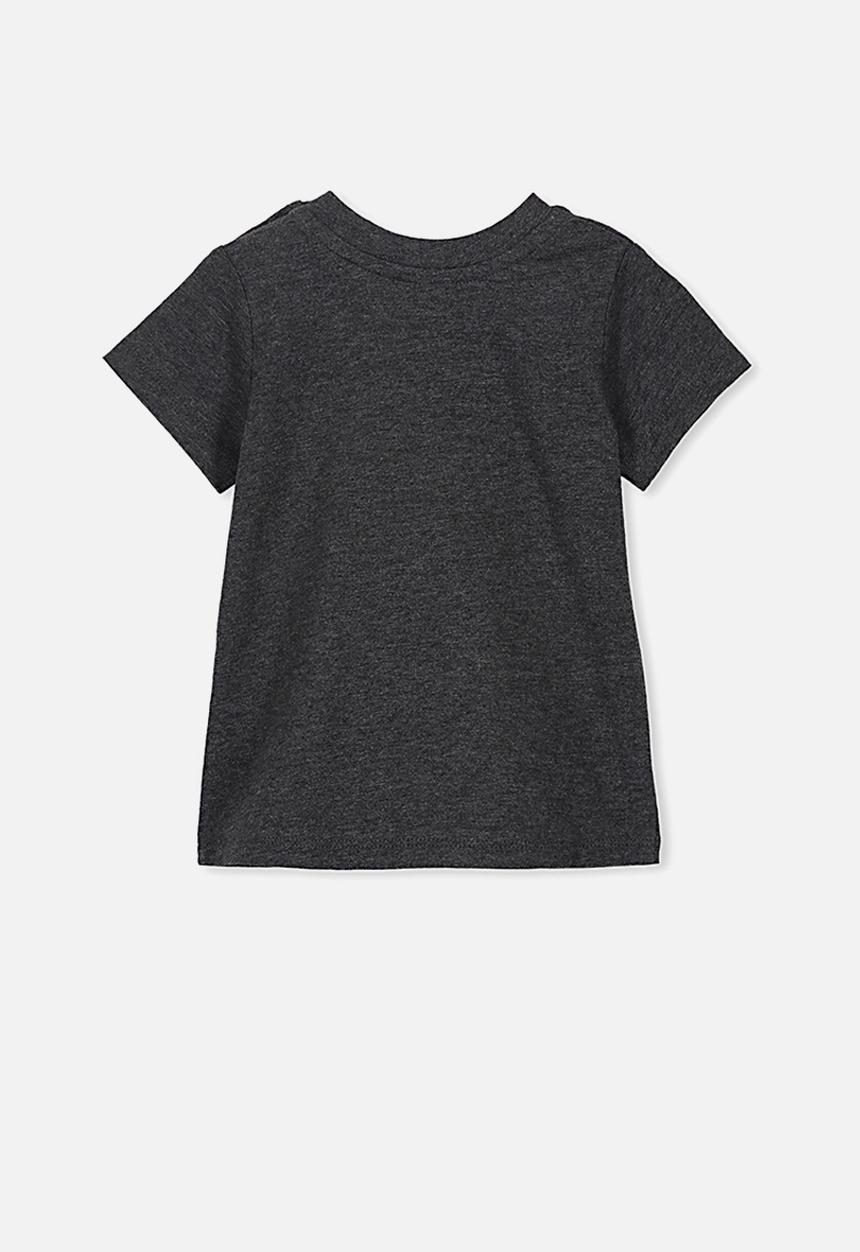 Cotton On - Jamie short sleeve star wars tee - black