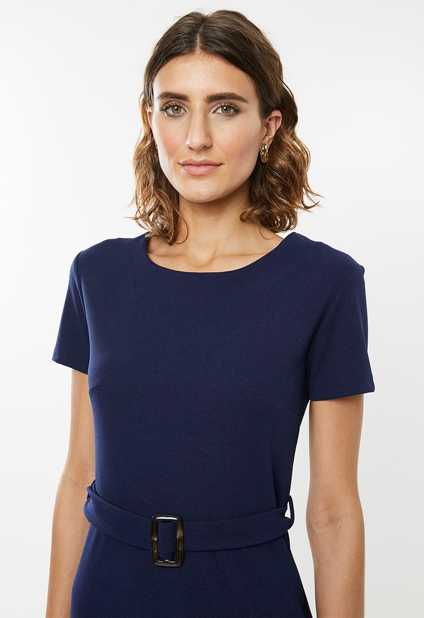 edit - Fitted dress with tie belt - navy