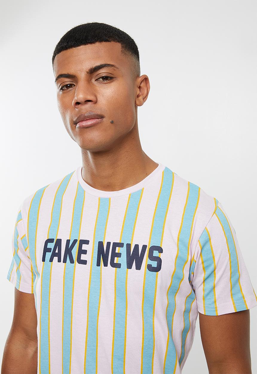 Brave Soul - Fake news printed short sleeve tee - multi 