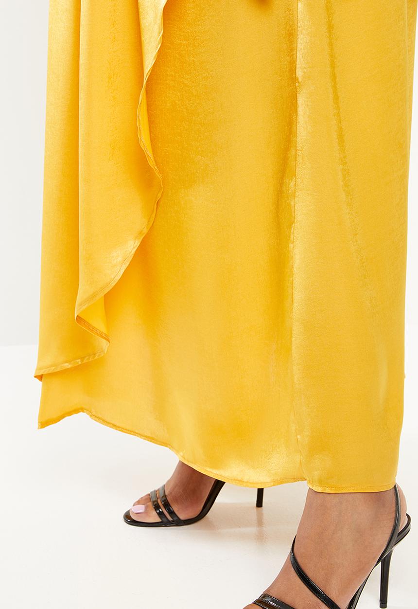 Missguided - Hammered satin tie side slit maxi skirt - yellow