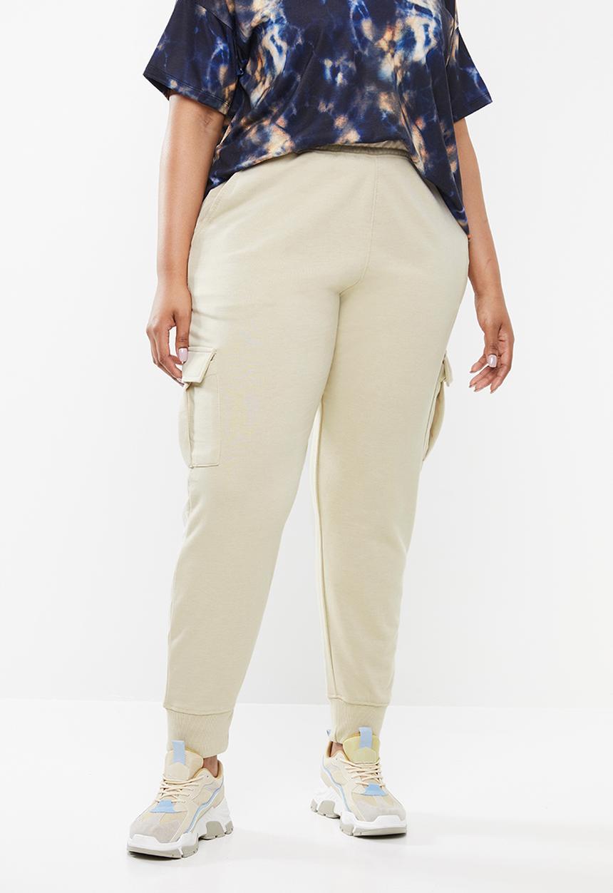 Missguided - Curve utility pocket high waisted trackpants - neutral