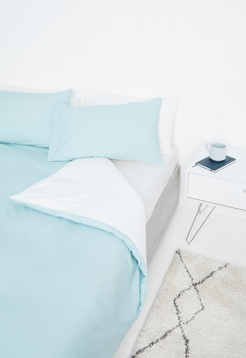 Sixth Floor - 200TC reversible cotton duvet set - duck egg/white