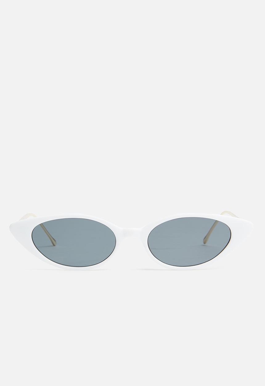 Superbalist - Dua cateye sunglasses - gold & white