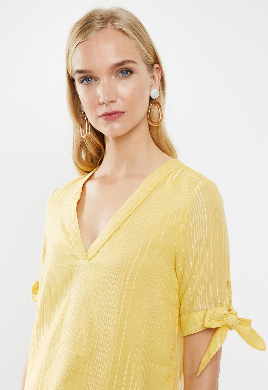 Vero Moda - Lena v-neck top - yellow