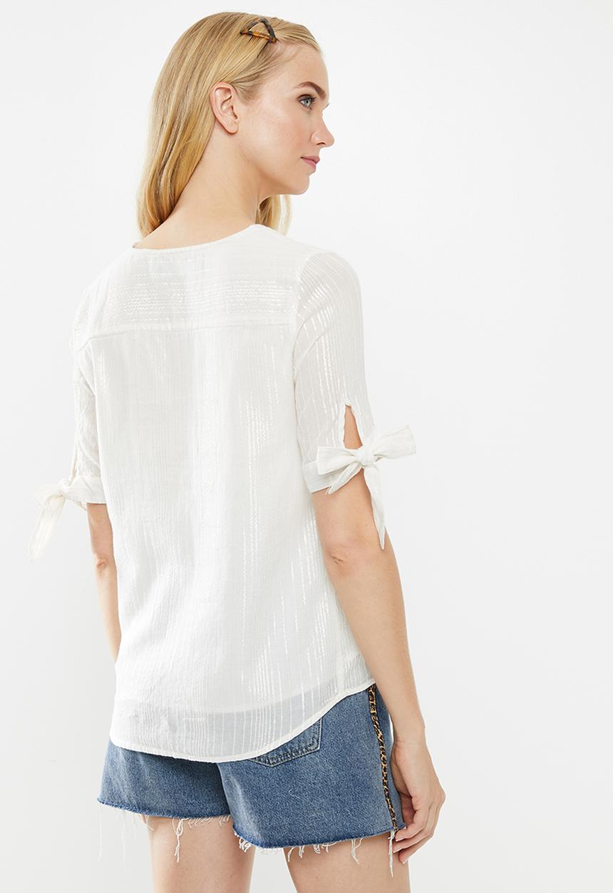 Vero Moda - Lena v-neck top - cream