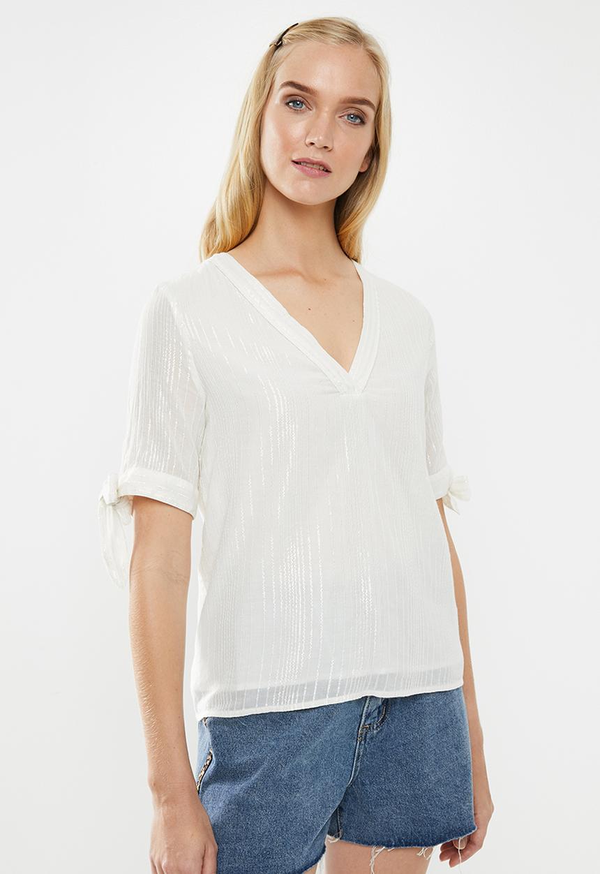 Vero Moda - Lena v-neck top - cream