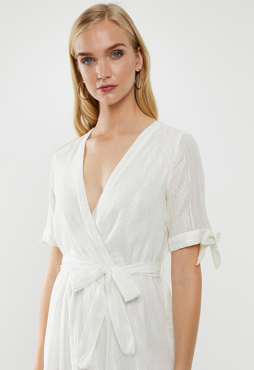 Vero Moda - Lena v-neck dress - cream