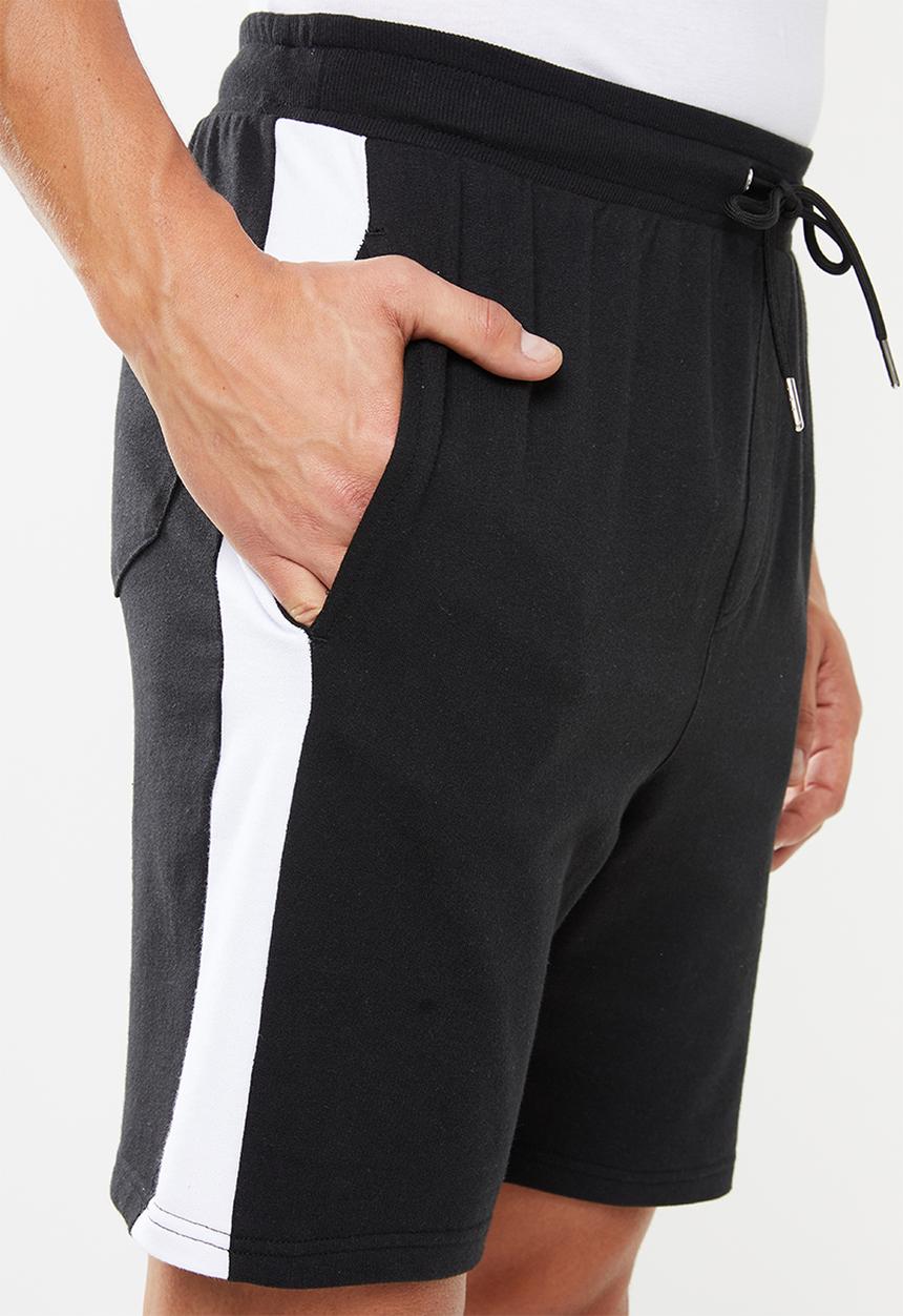 Superbalist - 1up side stripe sweat shorts - black