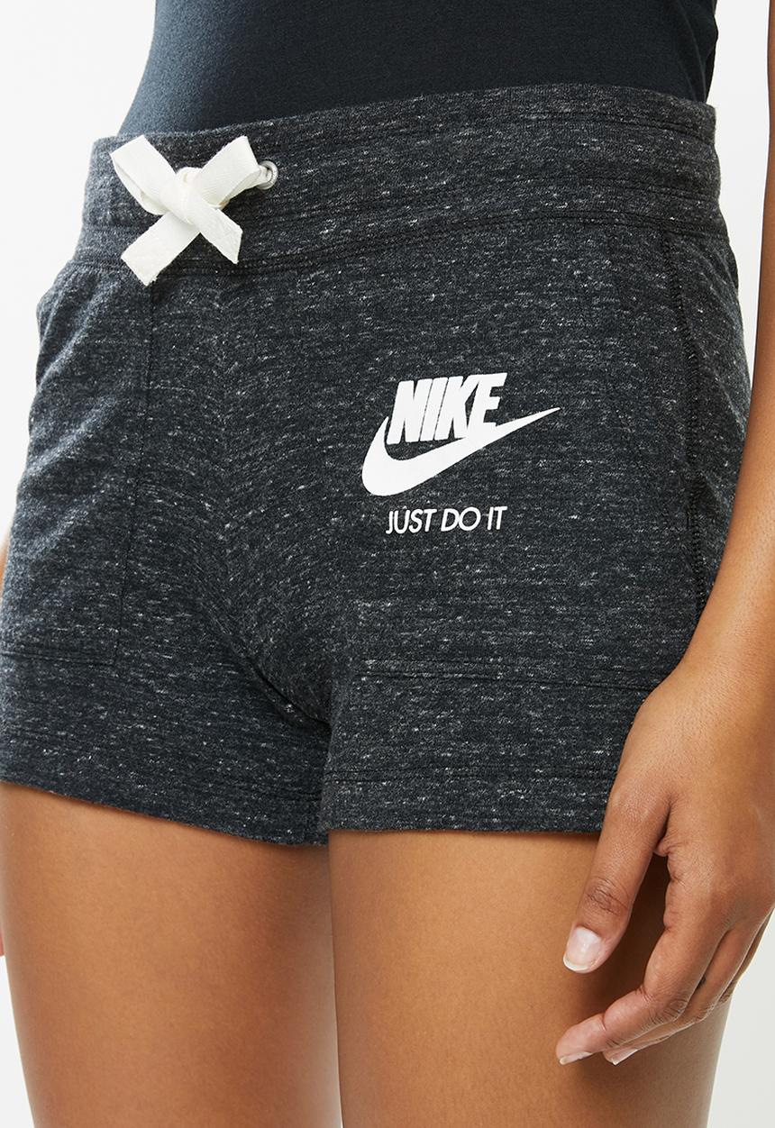 Nike - Nike nsw vintage shorts - black