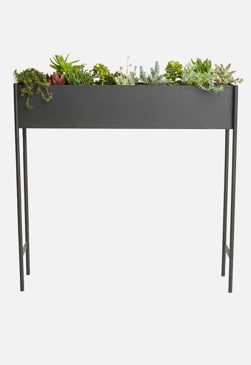 Emerging Creatives - Slim steady single planter - black