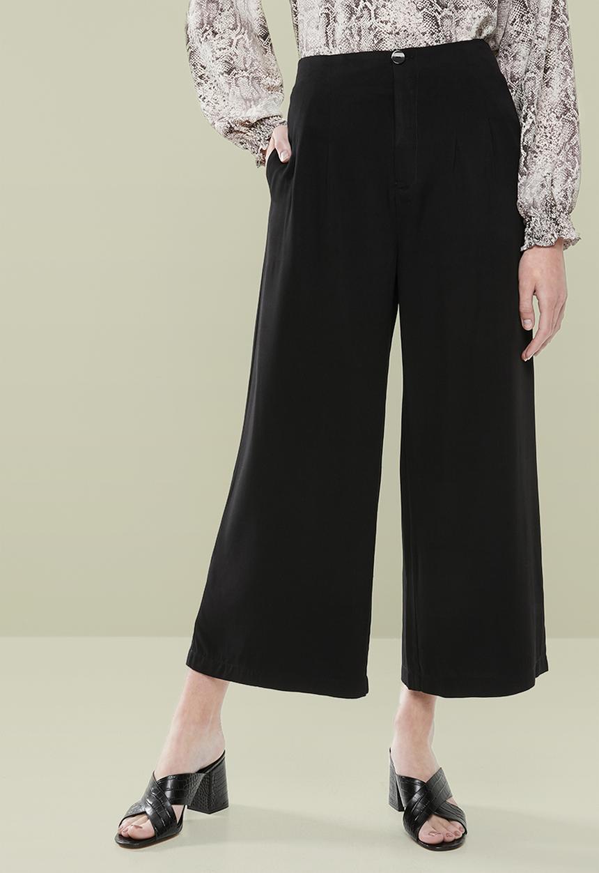 Superbalist - Formal wide leg pants - black