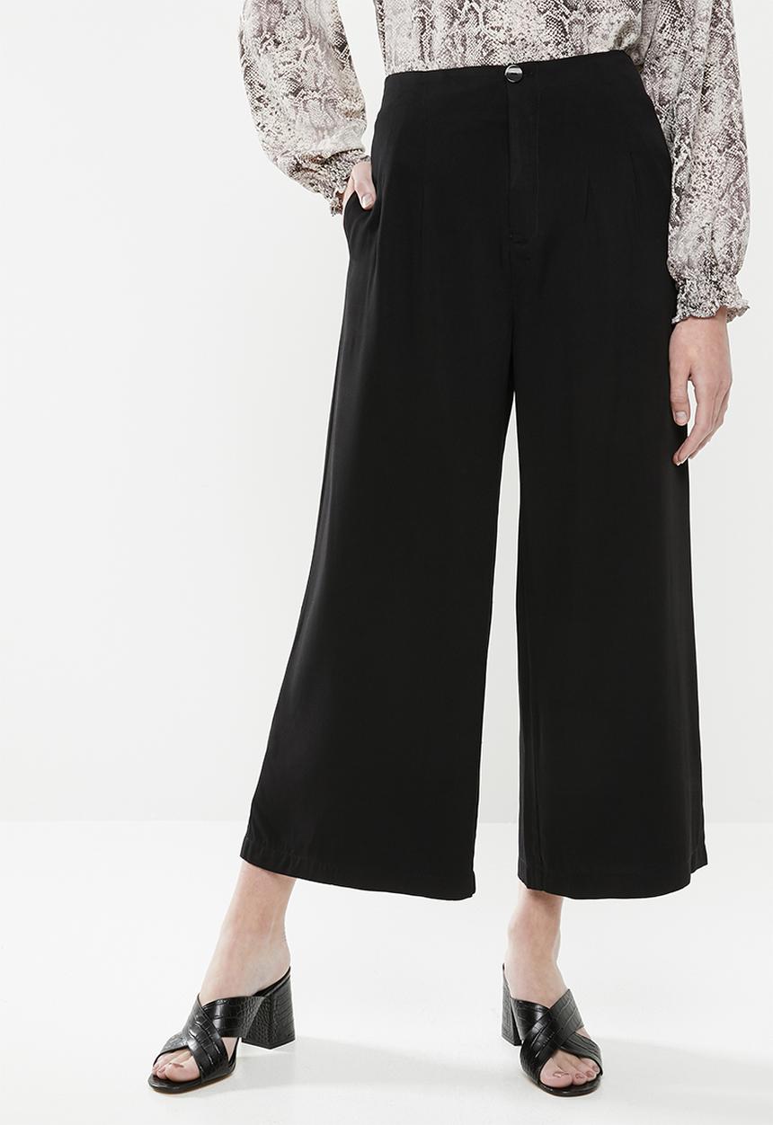 Superbalist - Formal wide leg pants - black