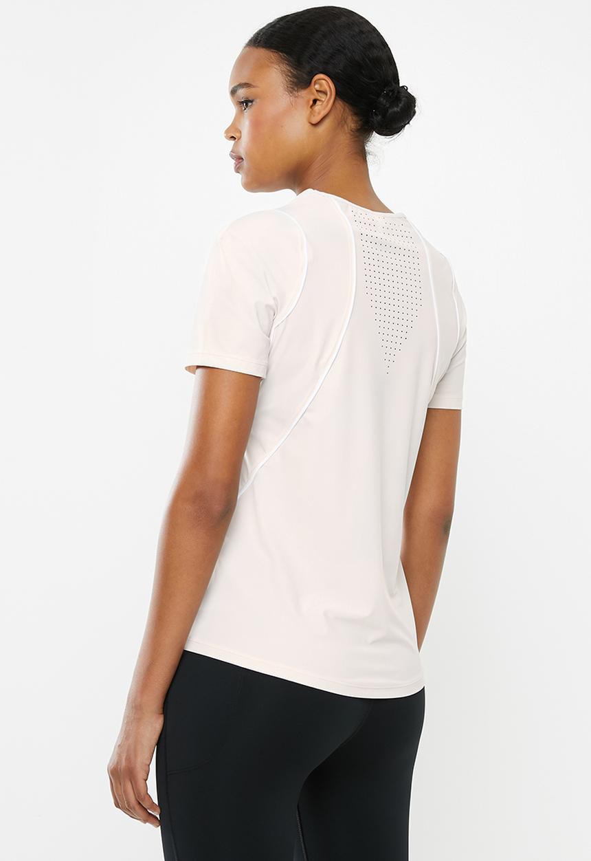 Under Armour - Perpetual titted short sleeve top - pink & white 