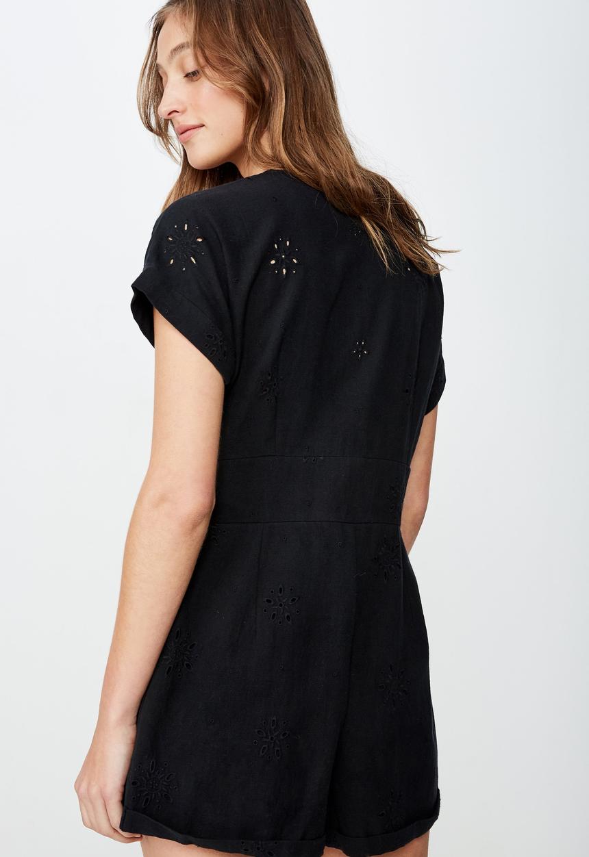 Cotton On - Woven dusk broiderie playsuit  - black
