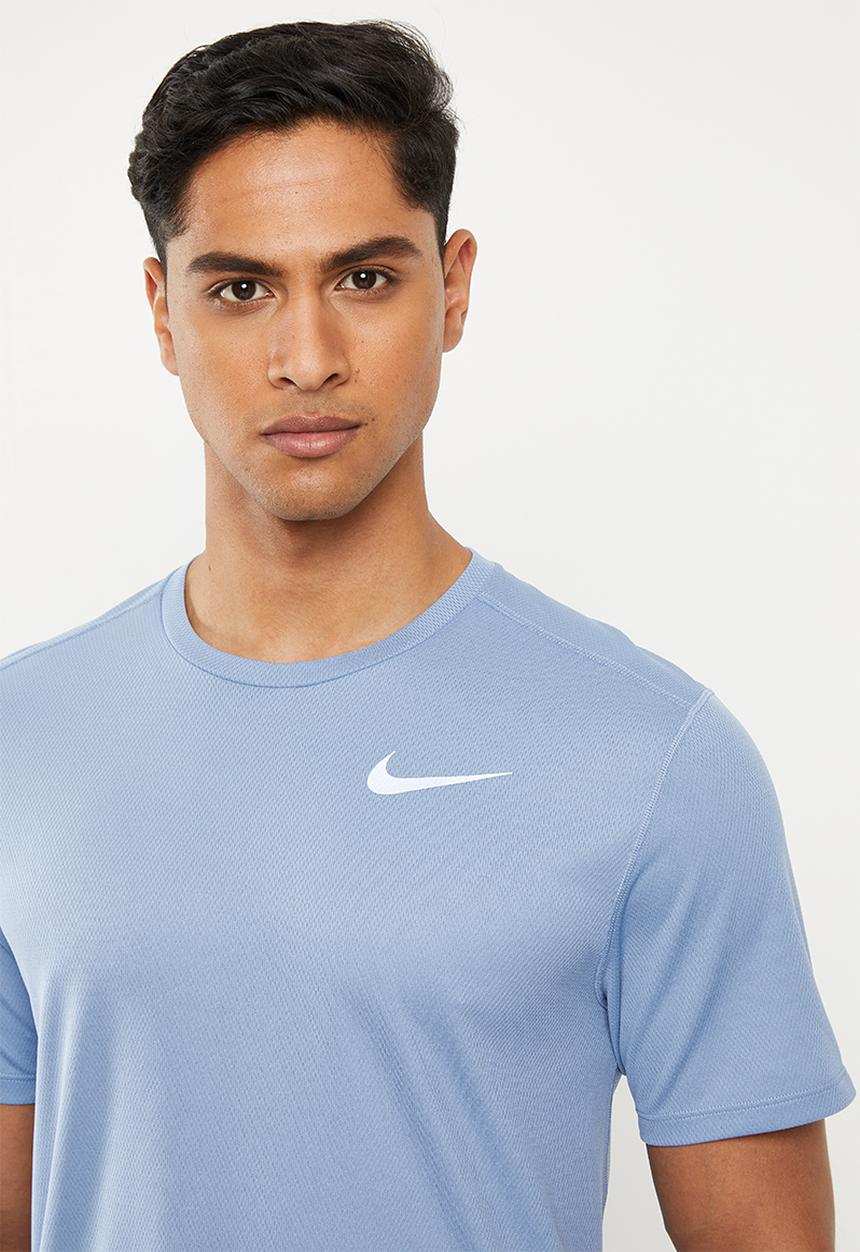 Nike - Short sleeve run top - blue