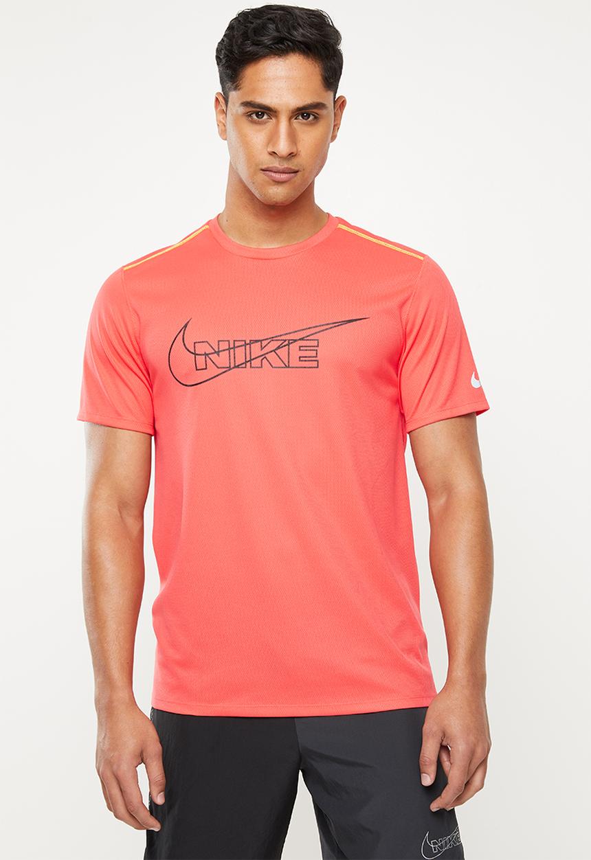Nike - Short sleeve run top - red