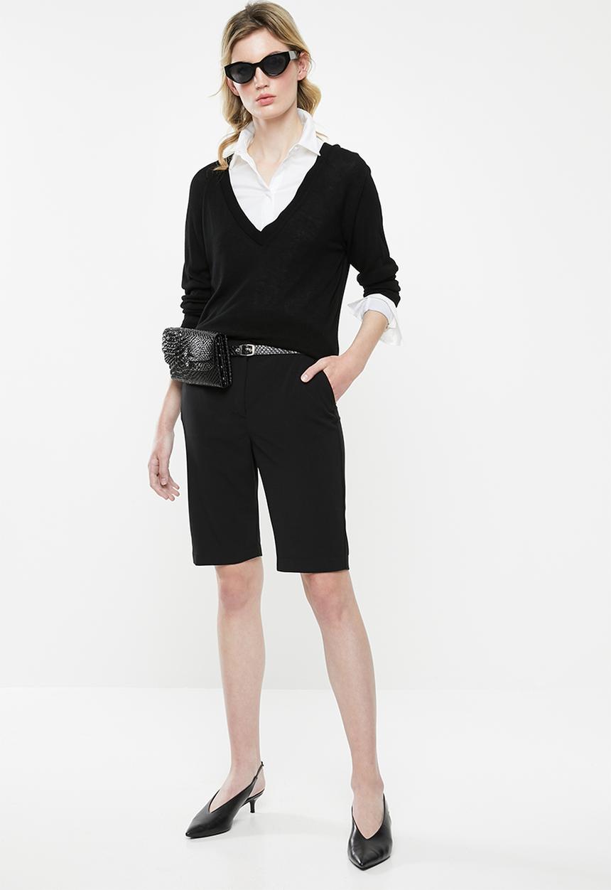 Superbalist - Ladies formal walk shorts - black