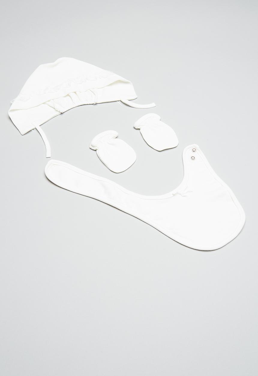 Baby Corner - 5 piece baby essentials gift set - cream