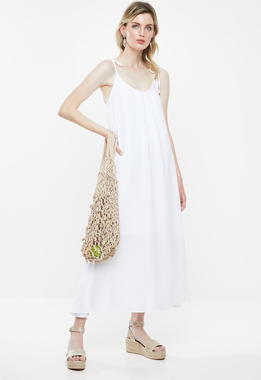 Superbalist - Strappy volume maxi dress - white