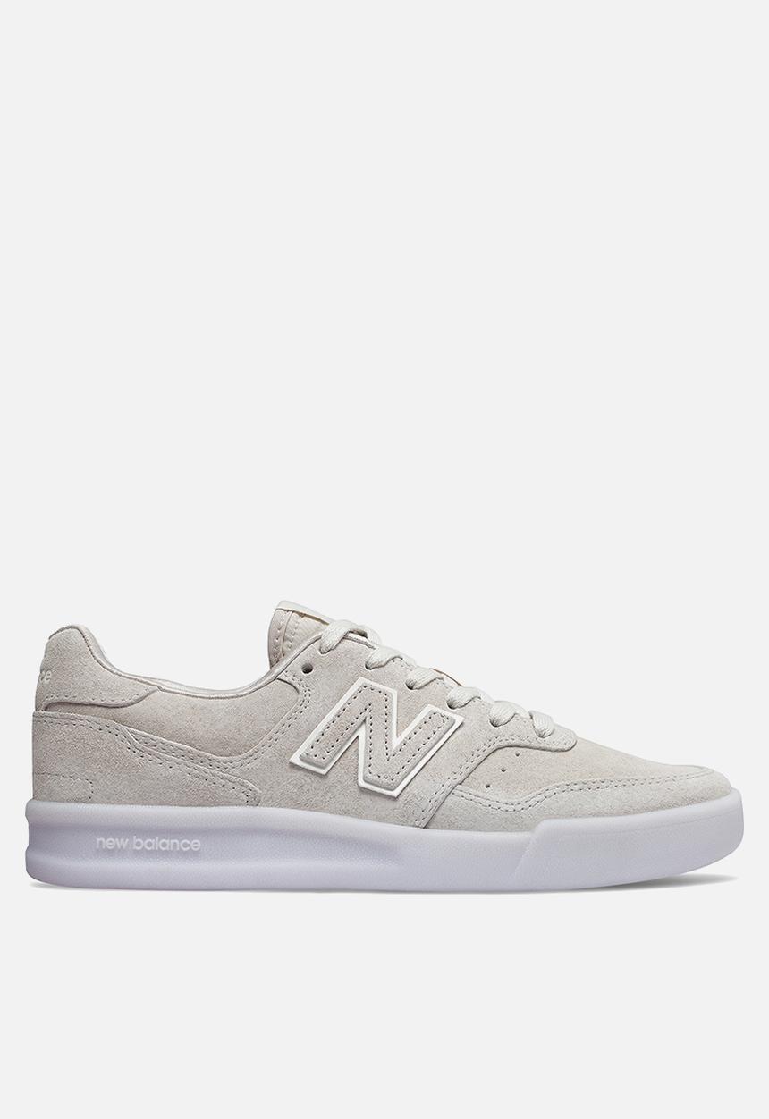 New Balance  - Classic Court - off white