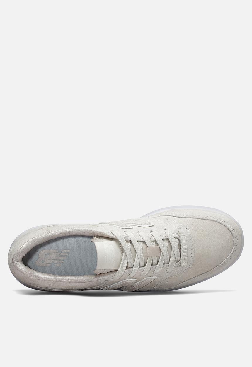 New Balance  - Classic Court - off white