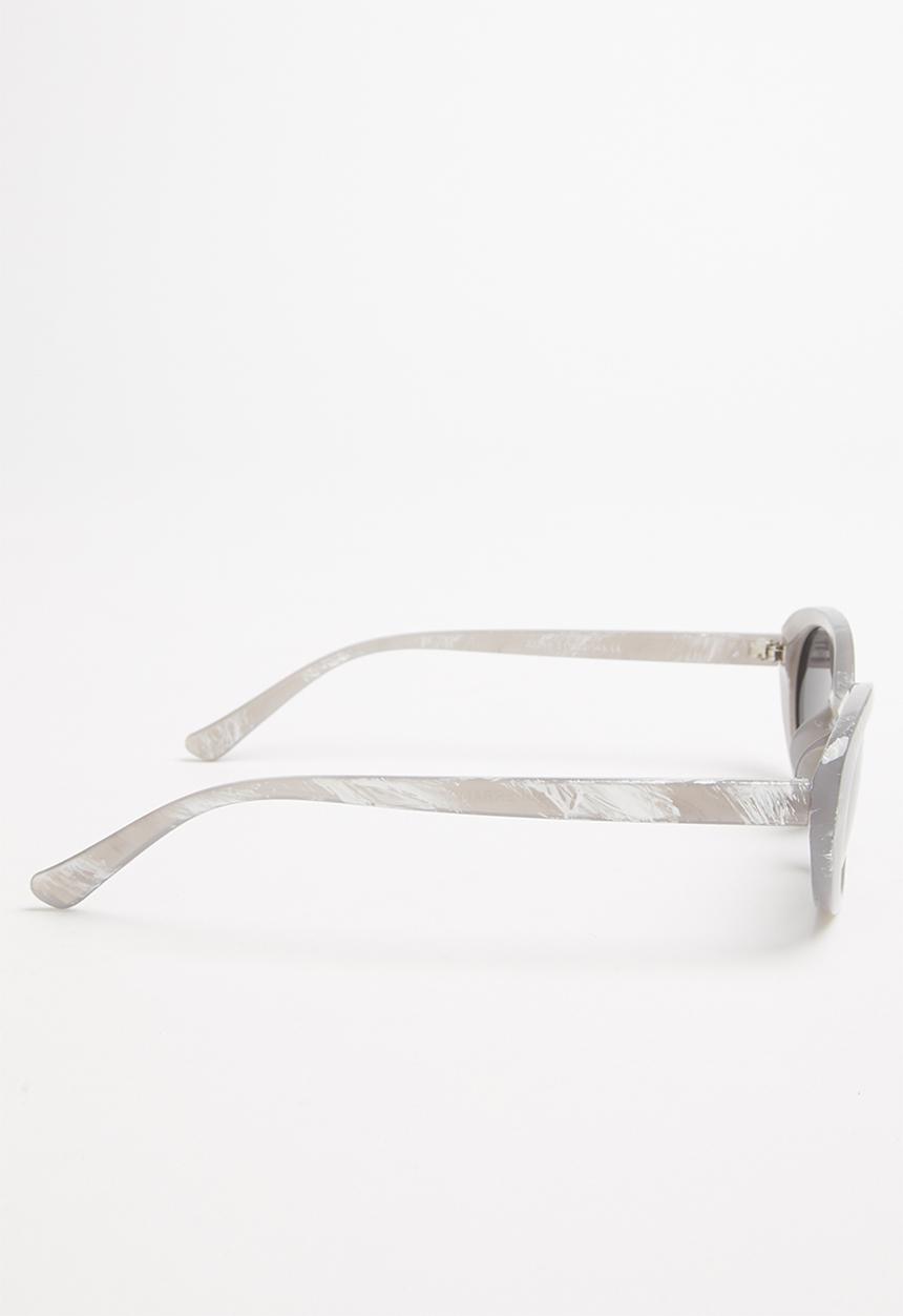 Superbalist - Chandon sunglasses - grey & black