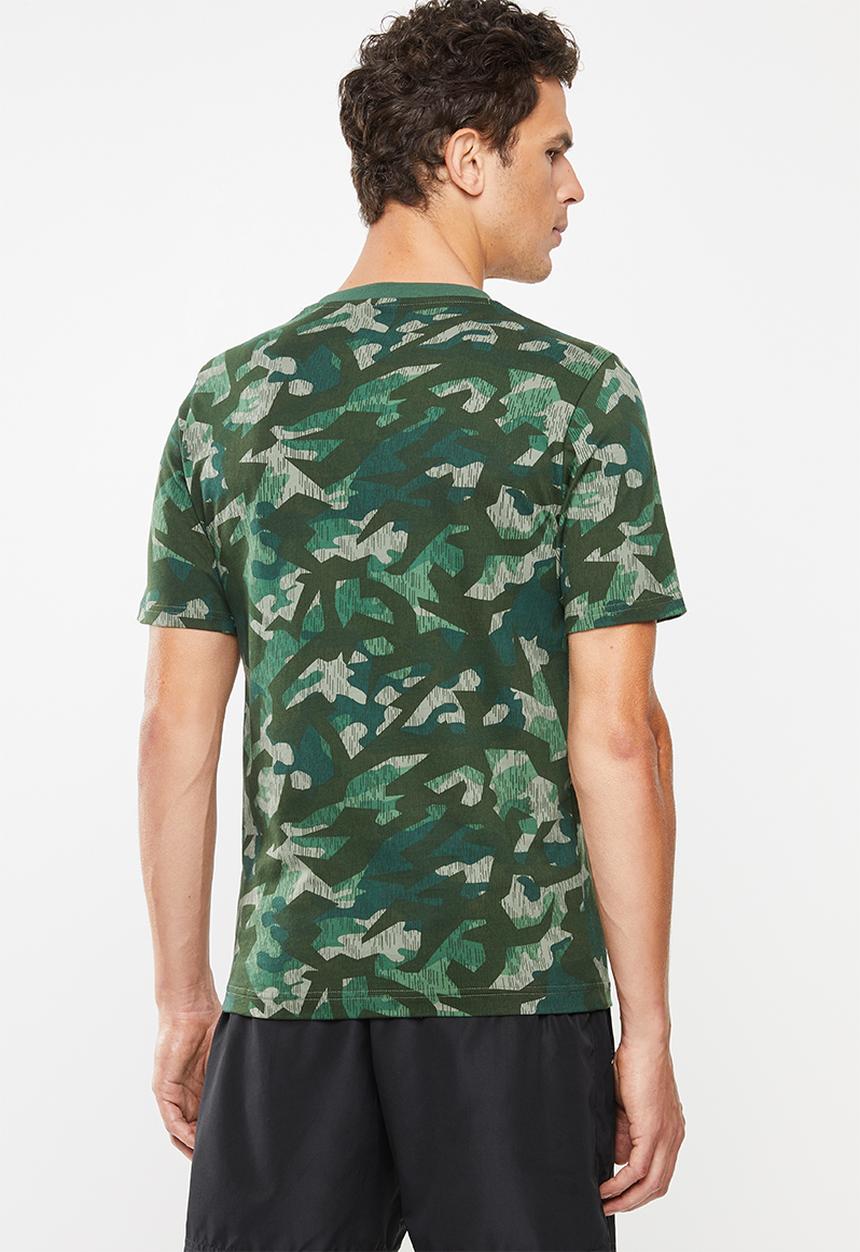 New Balance  - Essentials stacked logo tee - green
