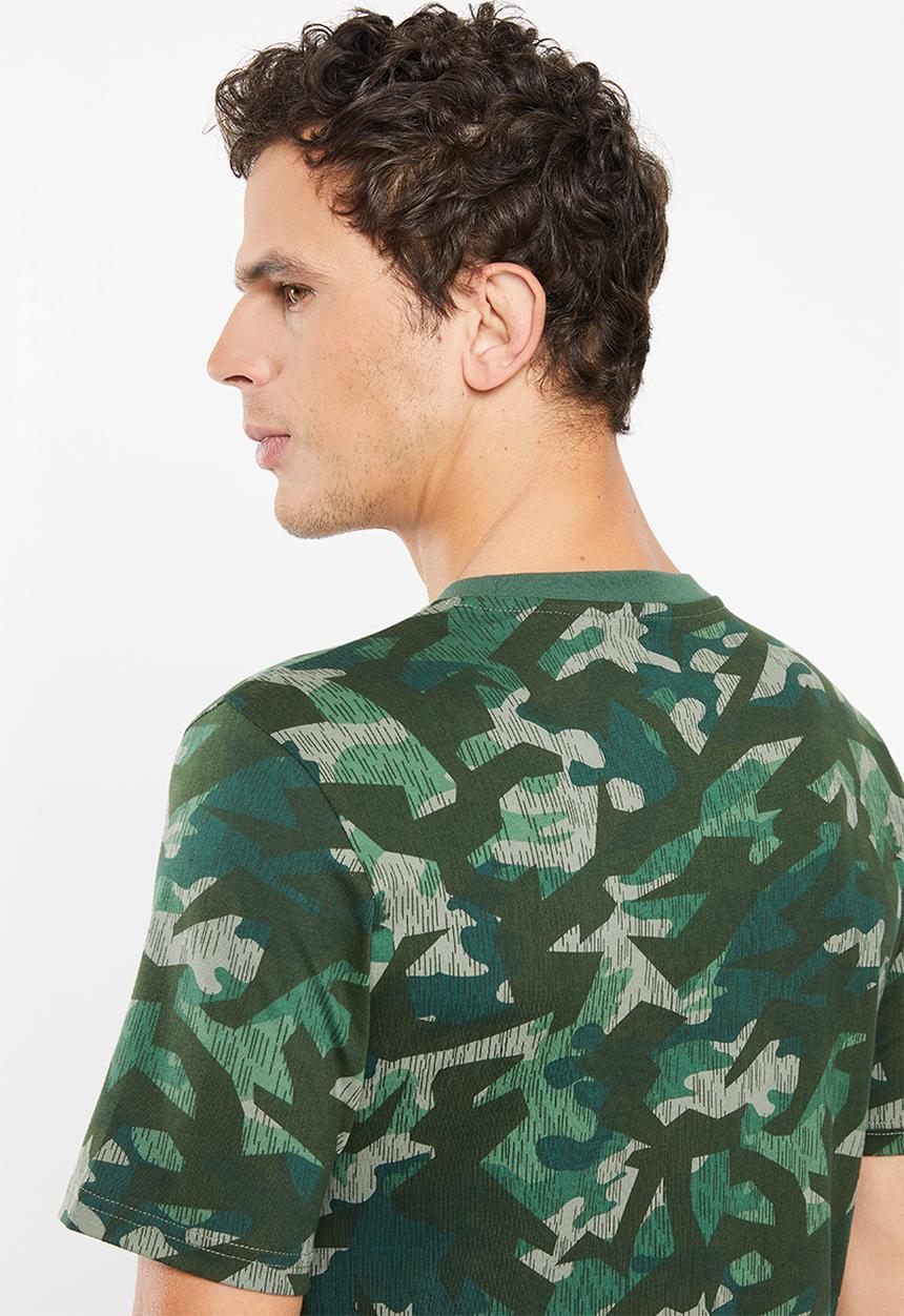 New Balance  - Essentials stacked logo tee - green