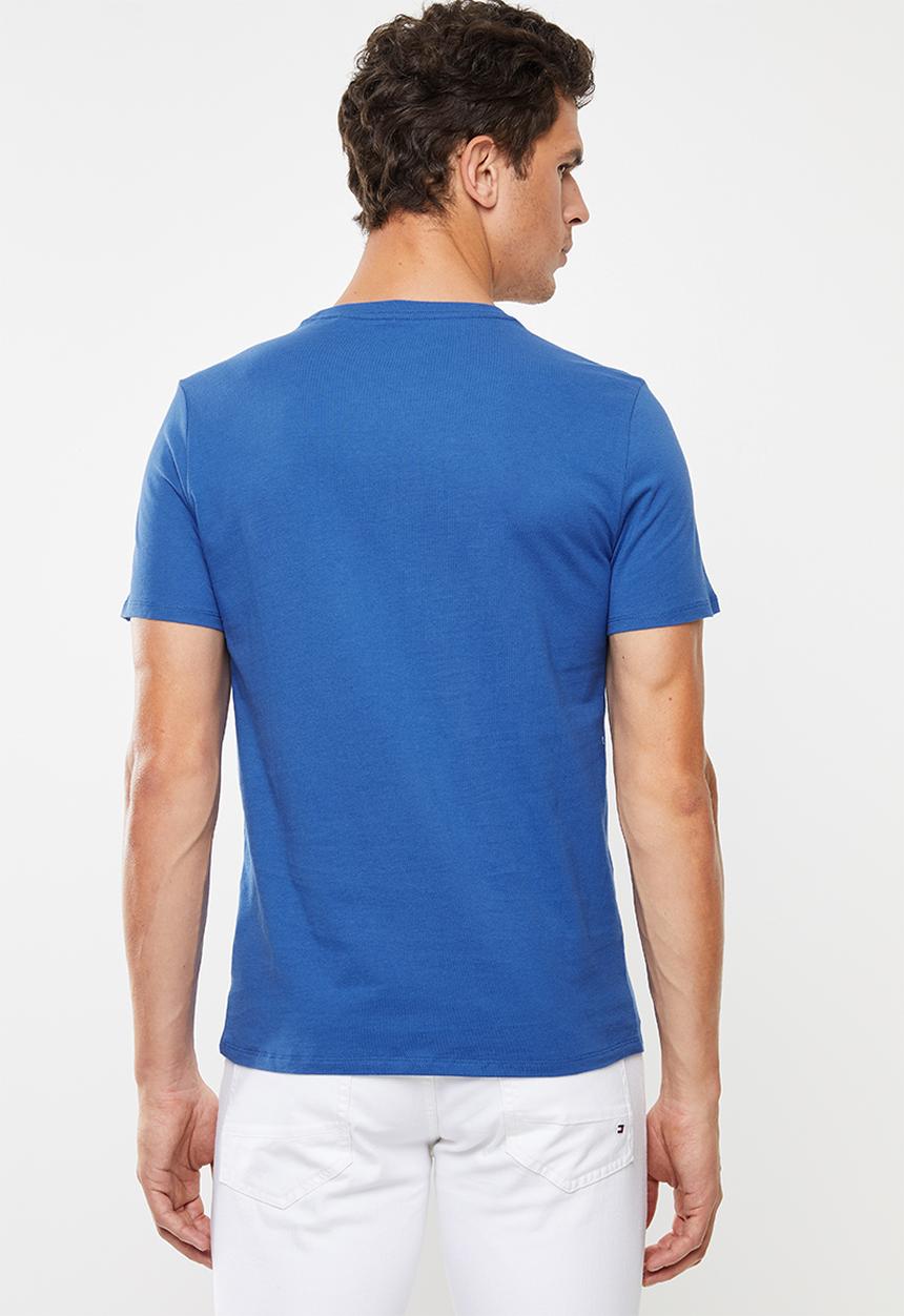 GUESS - Iconic triangle tee - blue