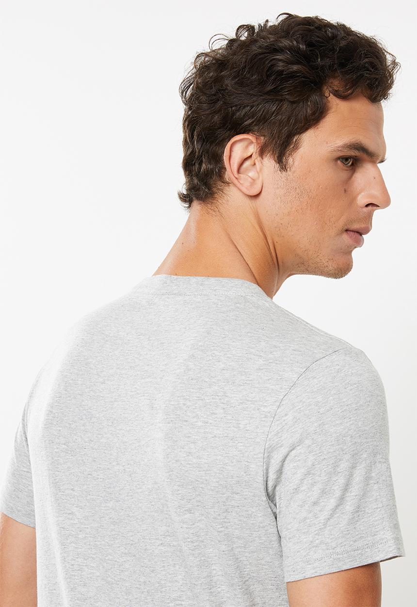 GUESS - Guess triangle tee - grey