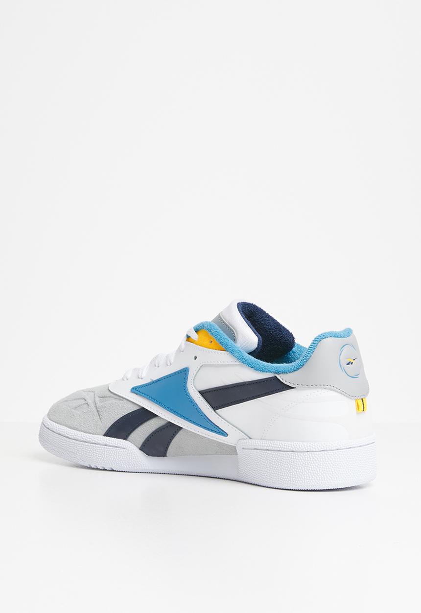 Reebok - Club C Alter The Icons 3.0 - white / true grey / collegiate navy