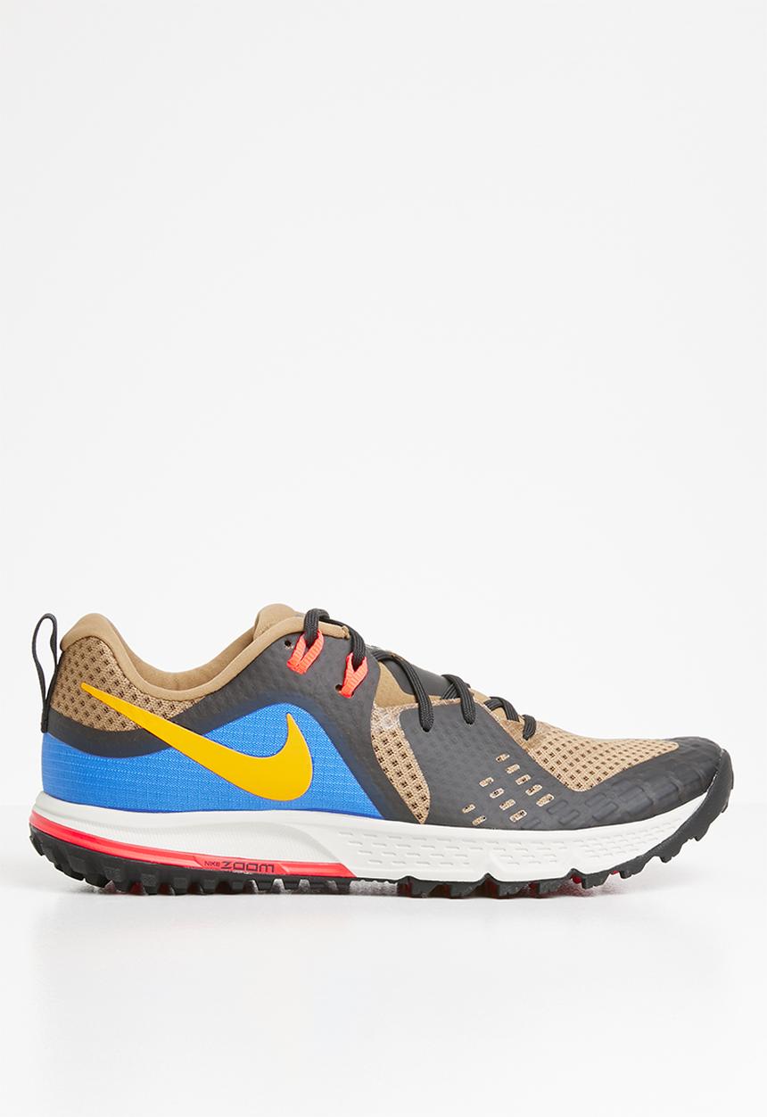 Nike - Air Zoom Wildhorse 5 - beechtree/university gold-off noir
