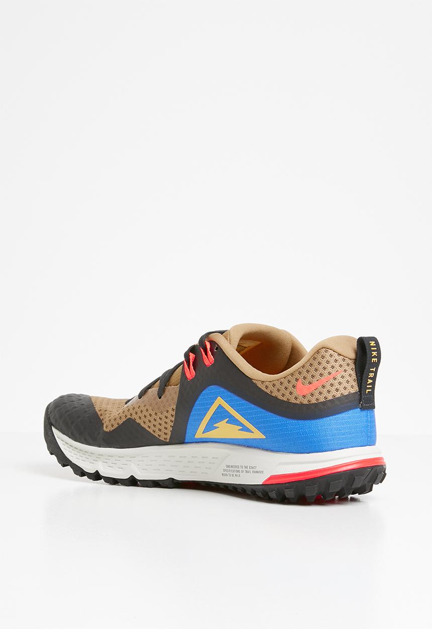 Nike - Air Zoom Wildhorse 5 - beechtree/university gold-off noir