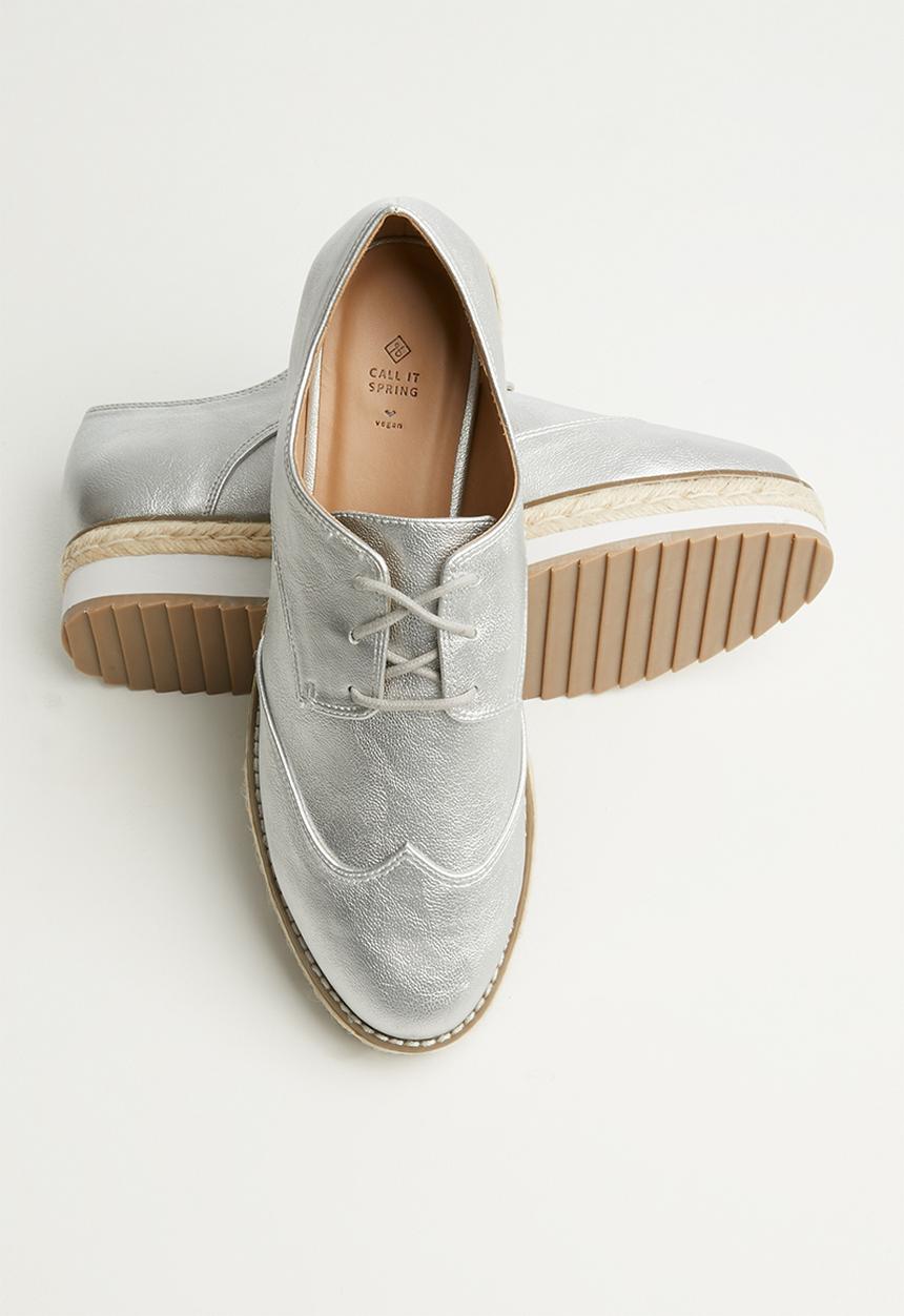 Call It Spring - Wilanna brogue - silver