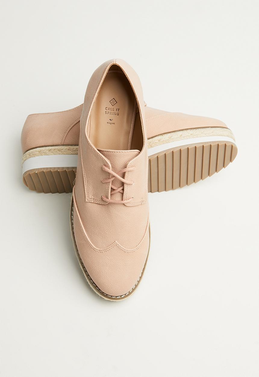 Call It Spring - Wilanna brogue - light pink