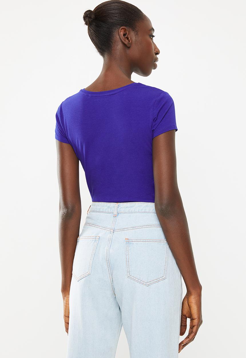 GUESS - Short sleeve caviar triangle tee - blue