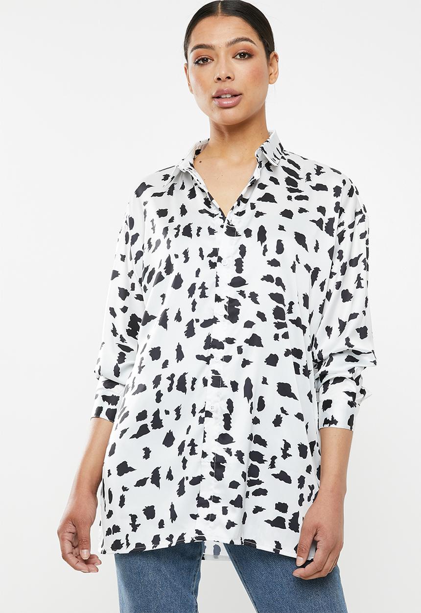 Missguided - Extreme oversized satin shirt - white & black