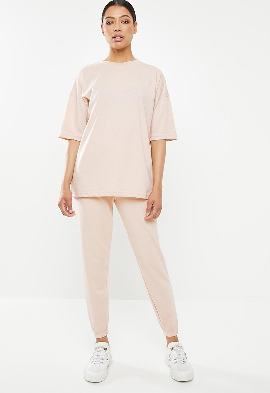 Missguided - Oversized tee and jogger co-ord set - pink