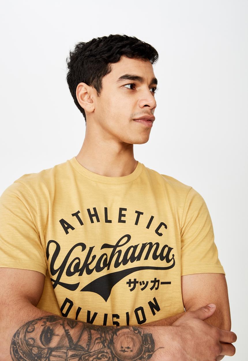 Cotton On - Yokohama div Tbar T-shirt - yellow
