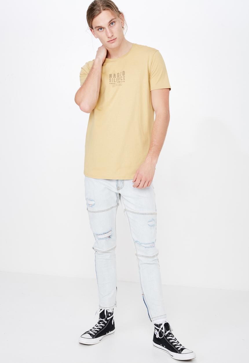 Factorie - Curved hem graphic tee  - yellow