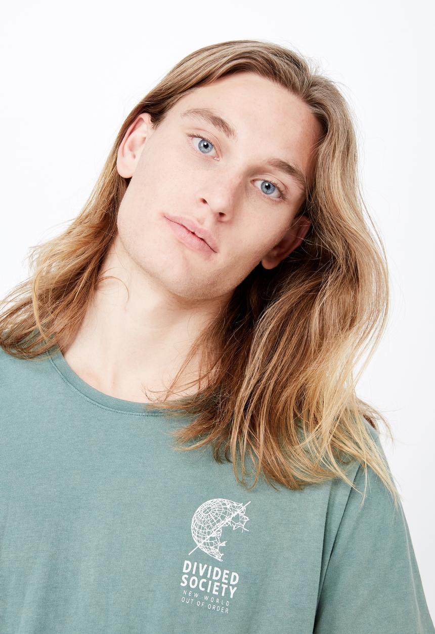 Factorie - Curved hem graphic tee  - green & white 
