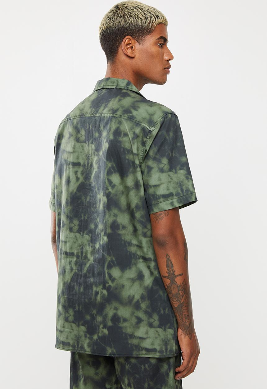 Superbalist - Tie-dye printed revere collar shirt - green