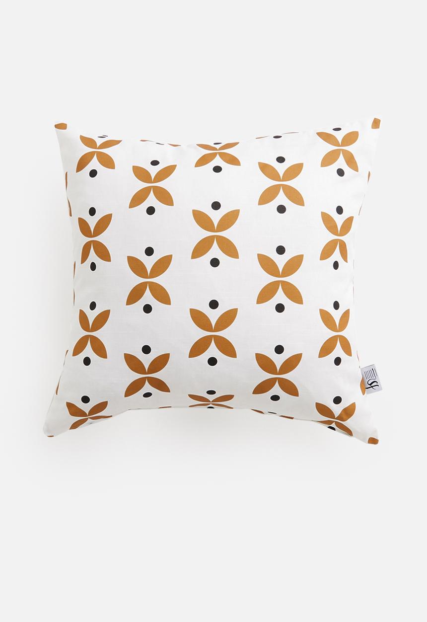 Sixth Floor - Sass cushion cover - white 