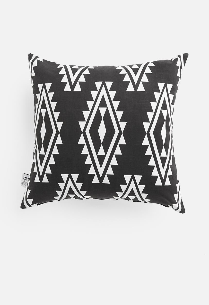 Sixth Floor - Rye cushion cover - black