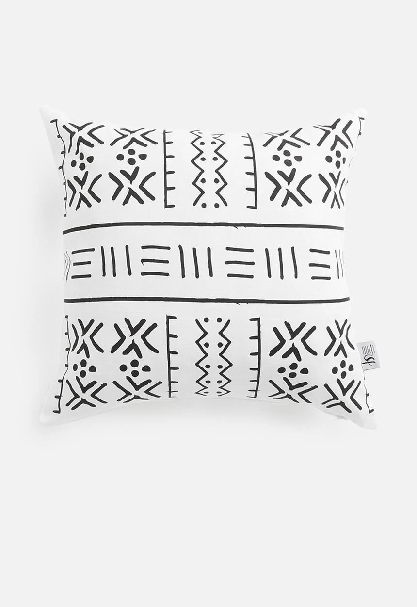 Sixth Floor - Briar cushion cover - white