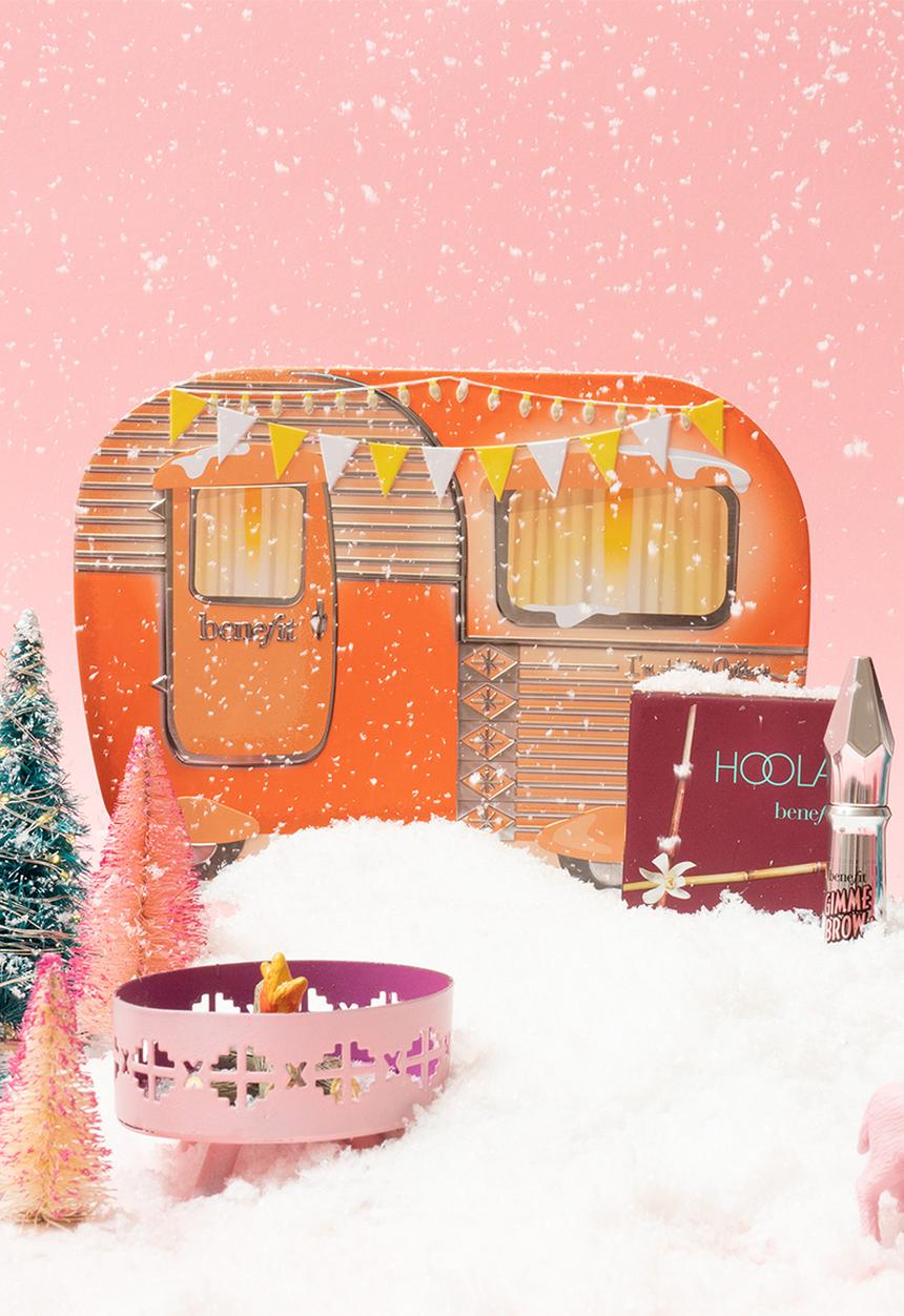 Benefit Cosmetics - I'm Hotter Outdoors