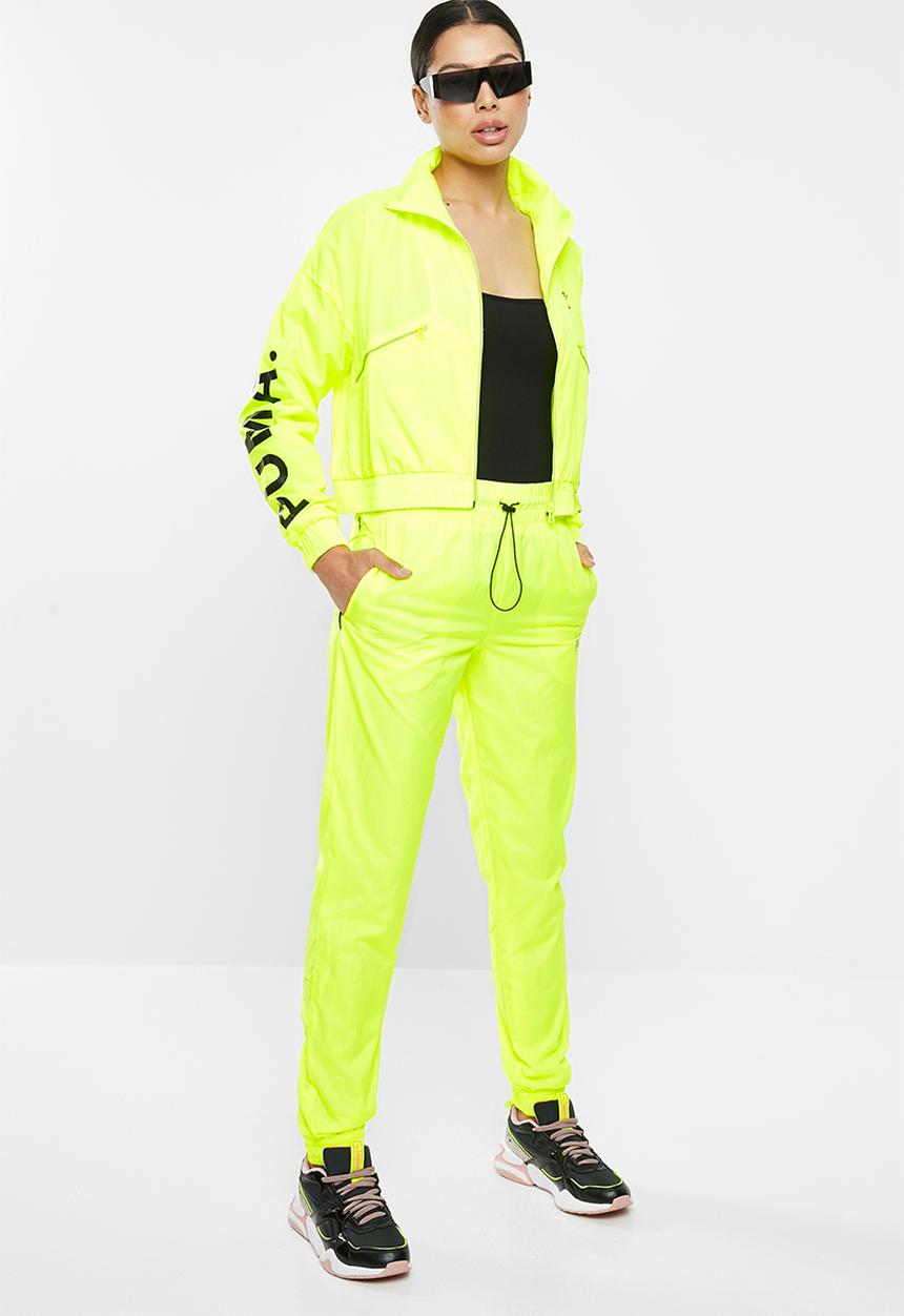 PUMA - Chase woven pants - yellow