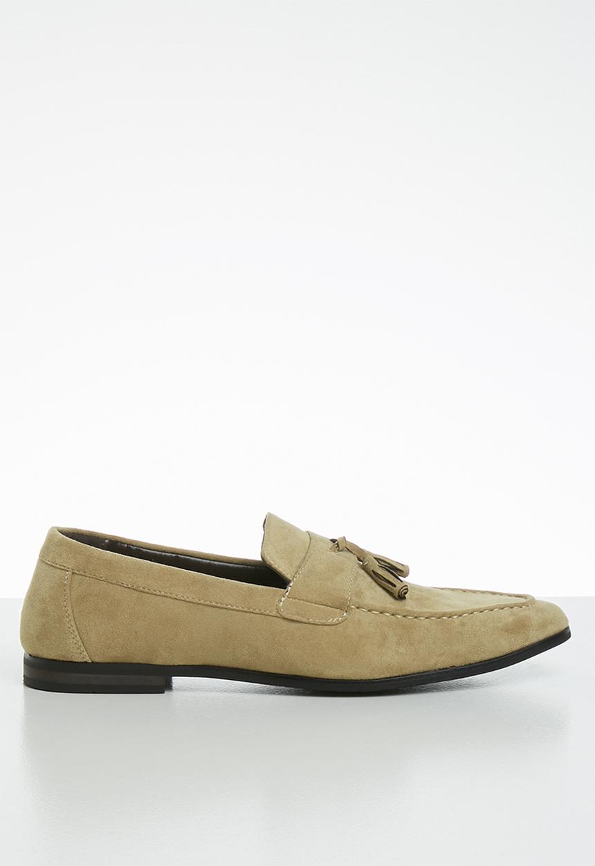 Superbalist - Lenny tassel loafer - beige